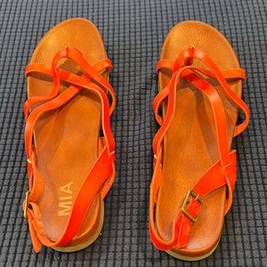Mia orange/red sandals - Size 9